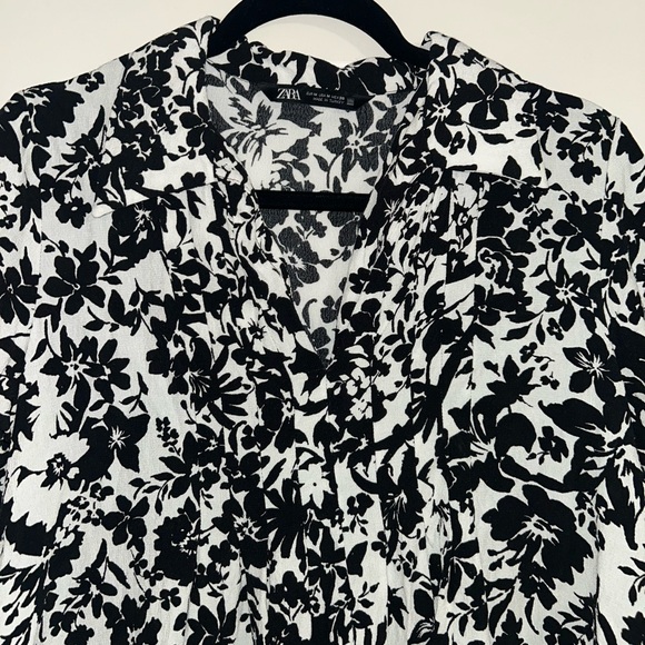Zara Black & White Floral Dress - Picture 4 of 6